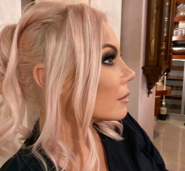 Глория в защита на Камелия след корекцията на носа: Ще правиш каквото си  поискаш - Trafficnews.bg - Trafficnews.bg